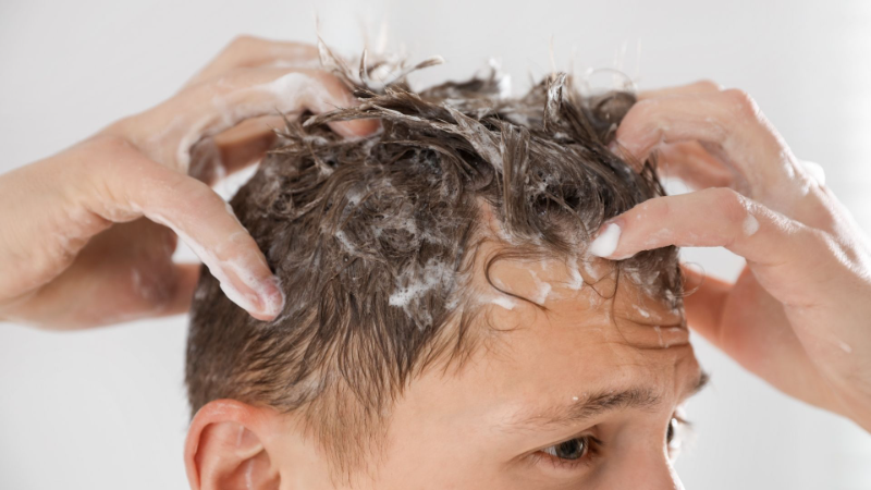 Tips Merawat Rambut bagi Pria